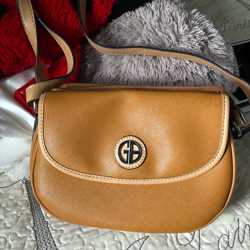 ✨Brown saffiano mini cross body✨